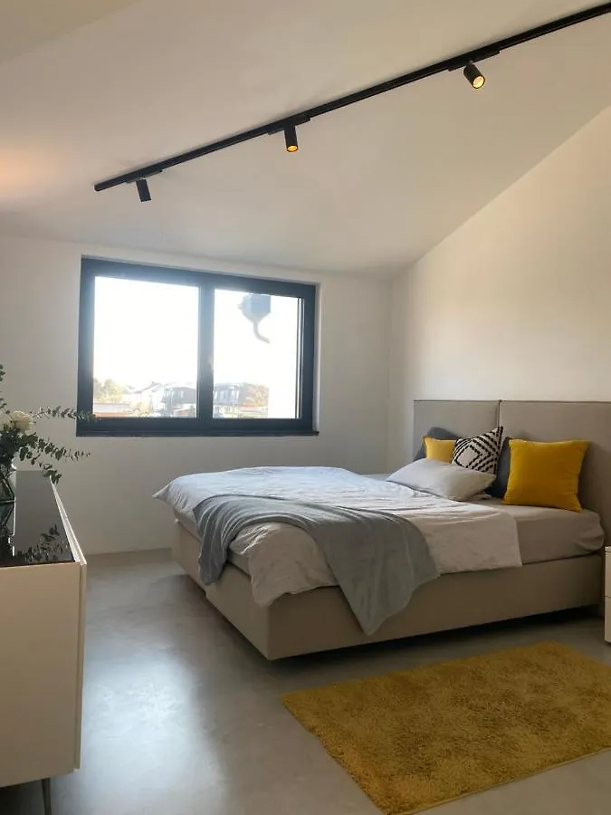 Moderne Ferienwohnung Stephanskirchen