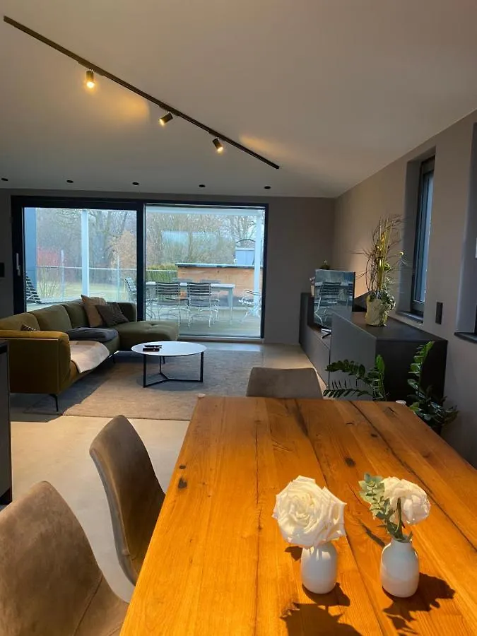 Moderne Ferienwohnung Stephanskirchen